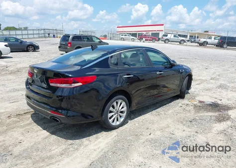 2017 Kia Optima Lx z USA, uszkodzony, nr VIN 5XXGT4L35HG121992